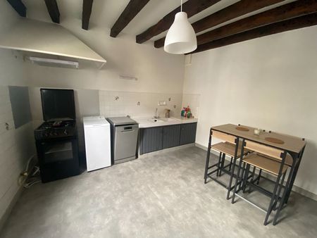 Location Appartement 2 pièces 67m² - Photo 5