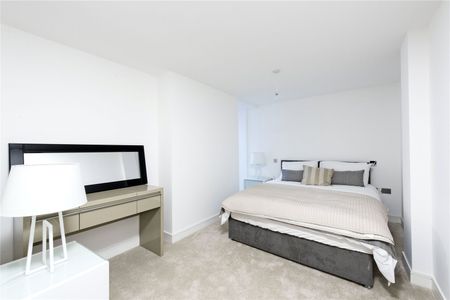 Lourdes Apartments, Fulham Broadway/North End Rd E, W14, London - Photo 2