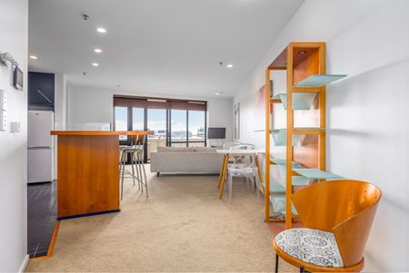 Stylish City Living with Balcony and Carpark - Photo 4