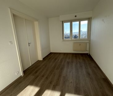 Location Appartement 3 pièces 79m² MULHOUSE 68200 - Photo 2