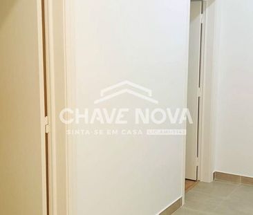 5 bedroom luxury House for rent in Seixal, Distrito de Setúbal - Photo 1