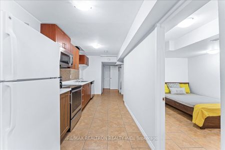 For Lease - 118 Catalpa Crescent Unit# bsmnt, Vaughan, Ontario - Photo 2