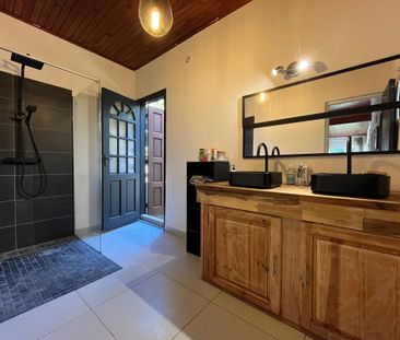 Location Maison 4 pièces 108m² PETITE ILE 97429 - Photo 4