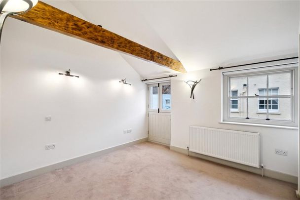 2 bedroom property to rent - Photo 1