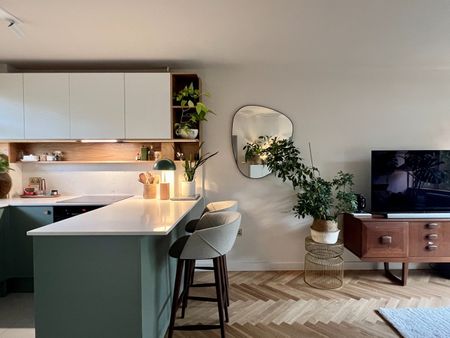 1 Bed Flat, Tor Court, W8 - Photo 2