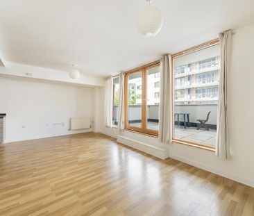 Studio to rent - Photo 3
