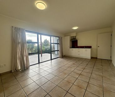 One Bedroom Unit - Photo 4