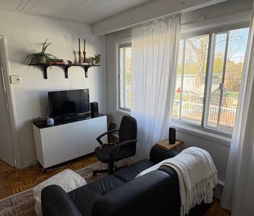 790 Ch. de Chambly, Longueuil (Le Vieux-Longueuil), QC J4H - Photo 2