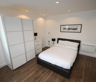 Studio to rent - Photo 1
