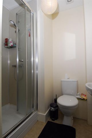 9 Seaton Avenue Flat 4, Plymouth - Photo 5