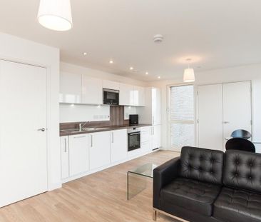 Studio to rent - Photo 2