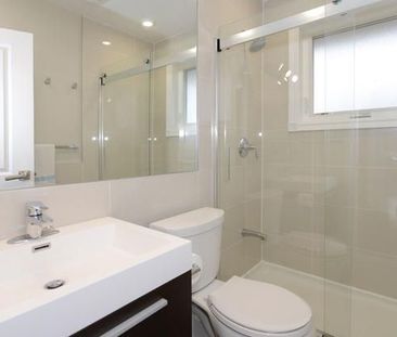 For Lease - 4 Thelmere Place, Toronto, Ontario - Photo 2