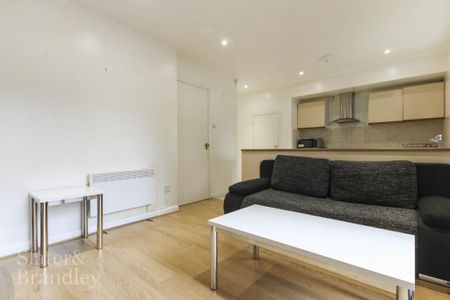 1 bedroom maisonette to rent - Photo 2