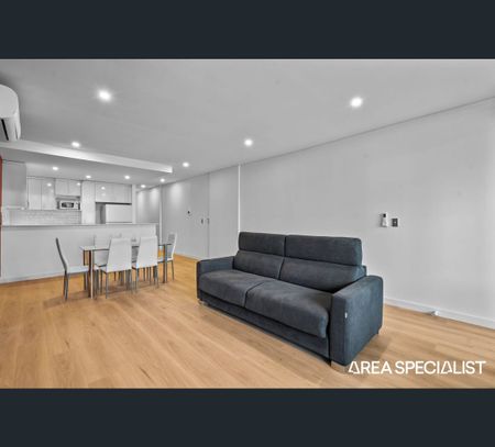 207/3 Como Crescent, Southport, Qld 4215 - Photo 4
