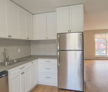 For Lease - 981 Gulf Place Unit# 3, Overbrook - Castleheights and A... - Photo 1