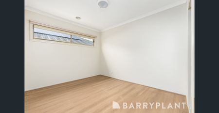 Family home with everything - Photo 2