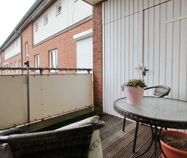 Gut geschnittene 2-Zimmer-Wohnung mit Balkon & Tiefgarage in Norder... - Photo 3