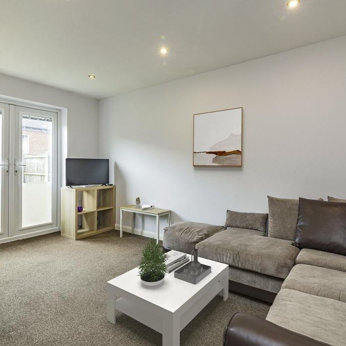 2 bedroom semi-detached house to rent - Photo 1