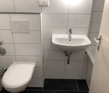 Am Mittellandkanal: renovierte 2-Zimmer-Wohnung 55,54m² sofort verf... - Foto 5