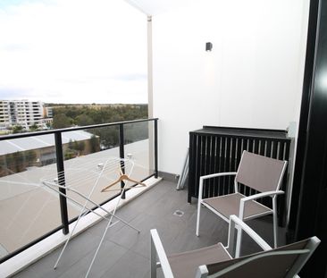 728/46 Savona Drive, Wentworth Point, NSW 2127 - Photo 4
