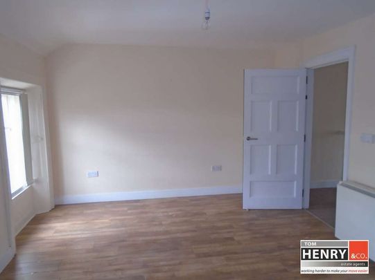 8B KILLYMAN ROAD, DUNGANNON, BT71 6DH - Photo 1
