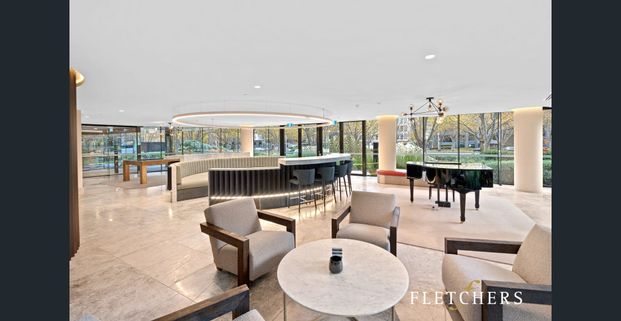 High-end Two Bedrooms Two Bathrooms Full Furnished Apartment in Luxurious Building! - Photo 1