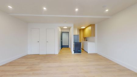 For Lease - 1 Marquette Avenue Unit# 2, Toronto, Ontario - Photo 2