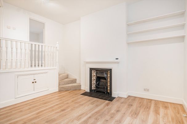 Kempsford Gardens, SW5, London - Photo 1