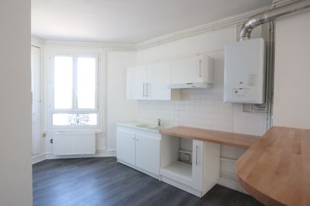 Location Appartement 3 pièces 57m² - Photo 3