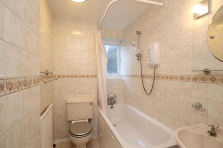 2 bedroom apartment to rent - Photo 5