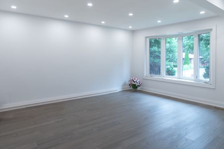 For Lease - 159 Claymore Crescent, Oshawa, Ontario - Photo 3