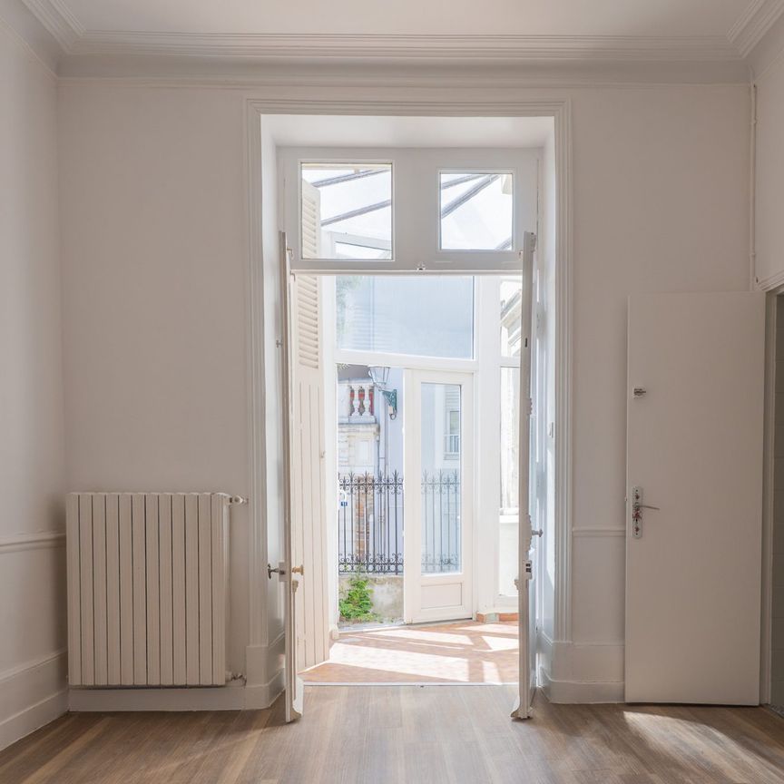 Location Maison 5 pièces 137m² LES SABLES D OLONNE 85100 - Photo 1