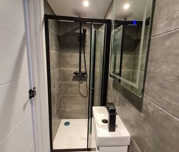 Studio Flat, Kynaston Road, N16 - Photo 5