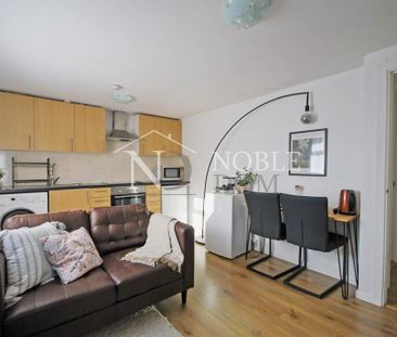 2 bedroom maisonette to rent - Photo 2