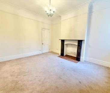 3 bedroom property to rent - Photo 2
