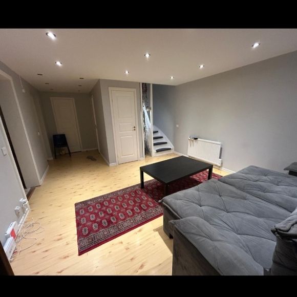 Huddinge - 5rok - tillsv - 24.150kr/mån - Photo 1