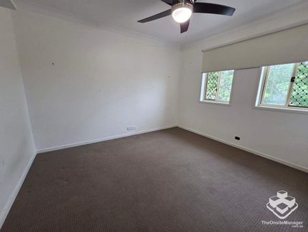 $1450/week - 5 Bedroom House - Photo 2