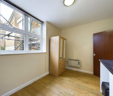 1 bedroom flat to rent - Photo 6
