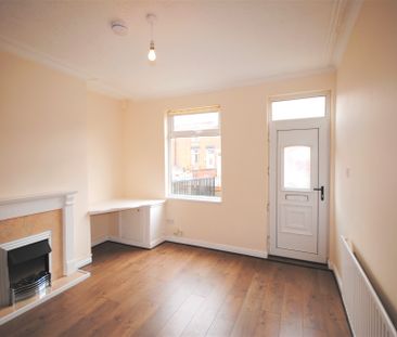 2 bedroom house to rent Juddfield Street, Haydock, St. Helens, WA11 - Photo 4