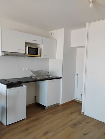 Location Appartement 2 pièces 39m² PERPIGNAN 66000 - Photo 5