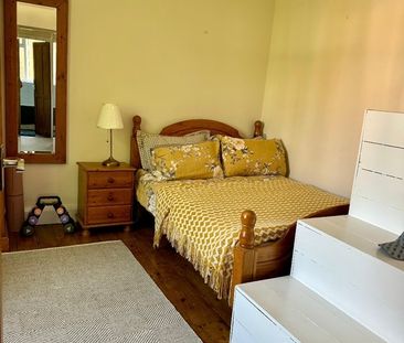 2 Bed Semi-Detached House, London, SW20 - Photo 3