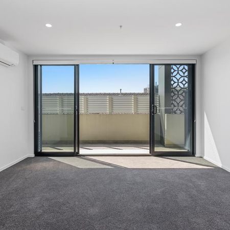 Brand New Two bedroom Apartment - Photo 2