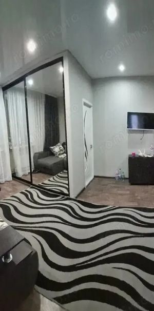 Garsoniera modesta in sectorului 4 - Fotografie 1