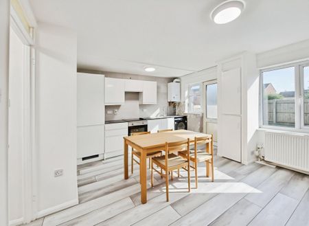 1 bedroom ground floor maisonette to rent - Photo 2