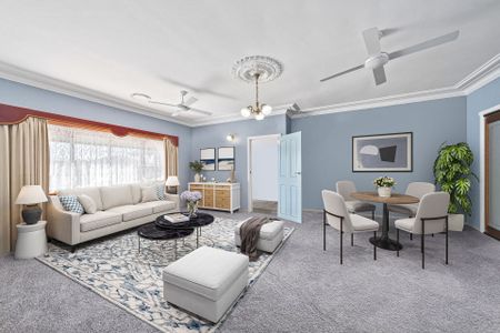 Spacious Family Home in Prime Location - Photo 2