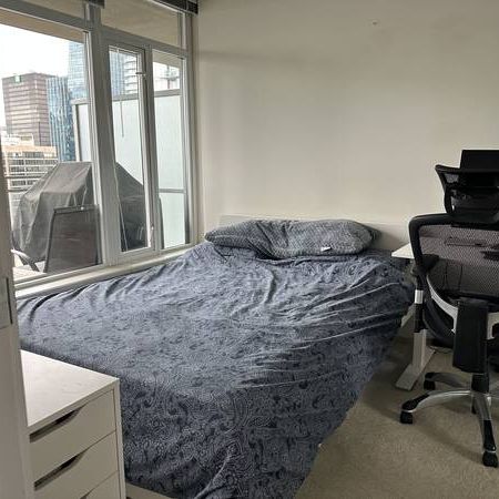 1 Bedroom + 1 Den, parking, and storage in Yaletown! - Photo 4