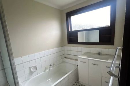 Great family home - Photo 4