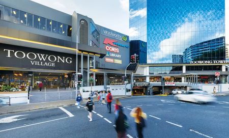 8/300 Sir Fred Schonell Drive, St Lucia, QLD 4067 - Photo 3