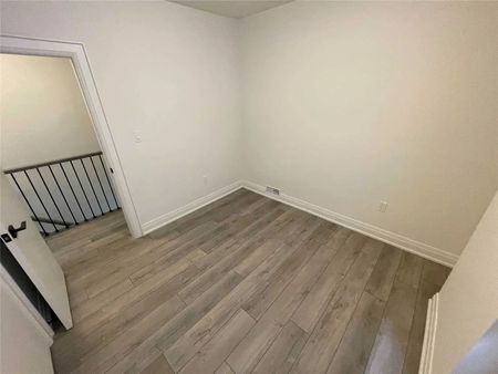 For Lease - 380 Northcliffe Boulevard Unit# Upper, Toronto, Ontario - Photo 3