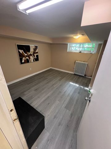 For Lease - 23 Franklin Avenue, Toronto, Ontario - Photo 4